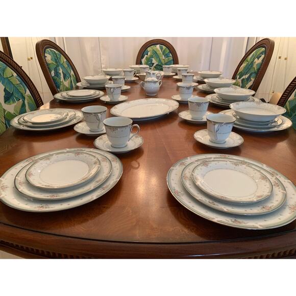 Elegant Noritake Greenbriar Fine China Set new with tags on most every piece. - Picture 9 of 9